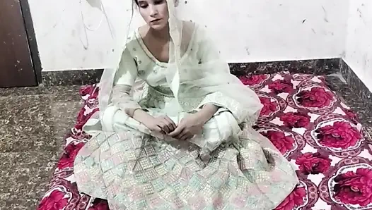 Отчим, пожалуйста, наслаждайтесь моей киской.