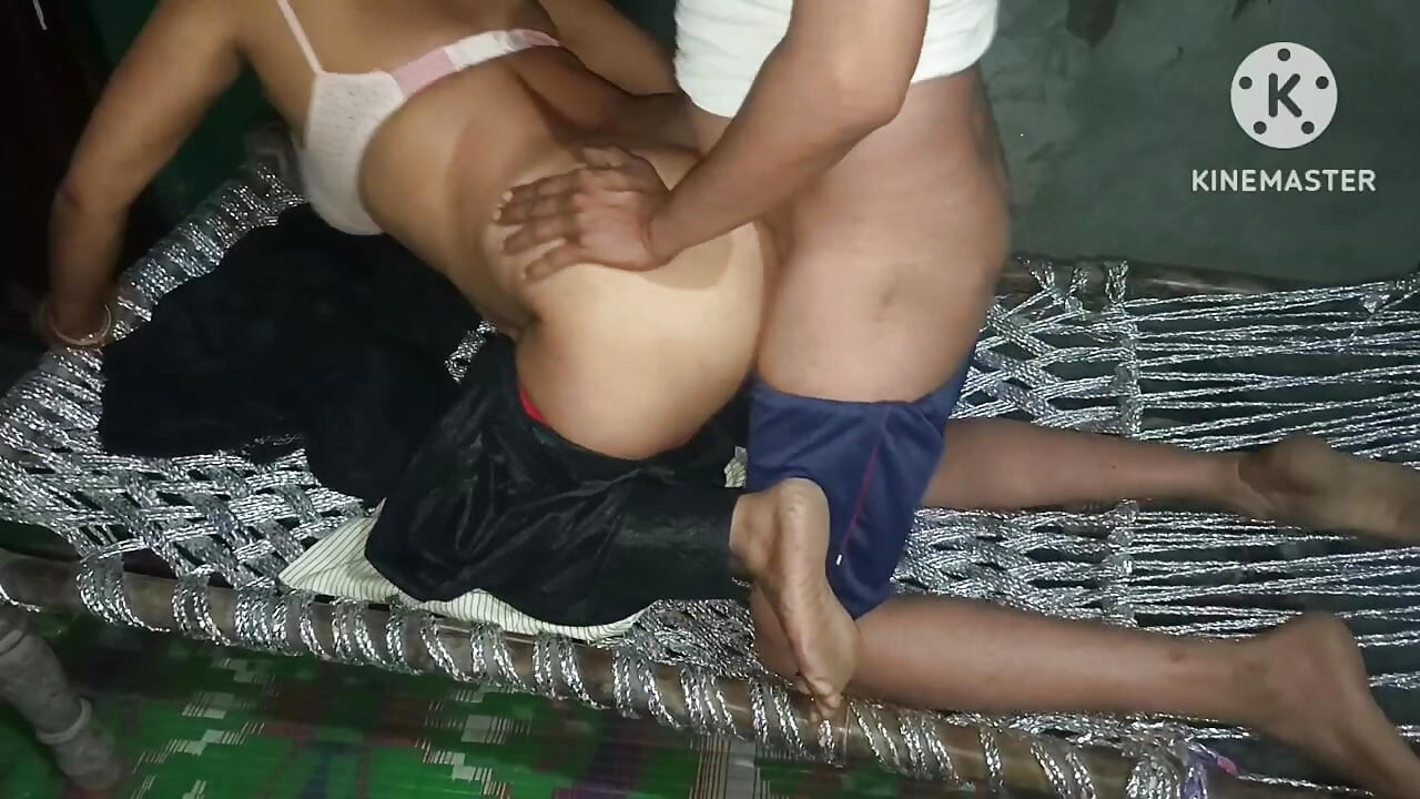 Father-in-law Fucked His Daughter-in-law in Doggy Style Fucking Video