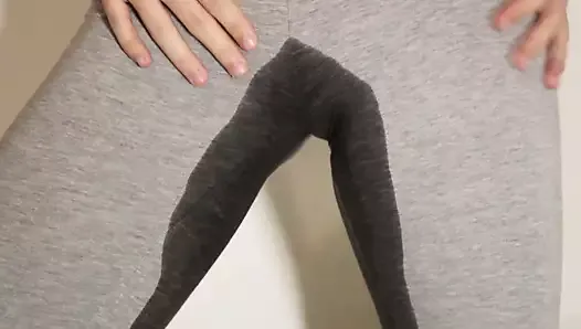 Cumming and pissing in my gray leggings