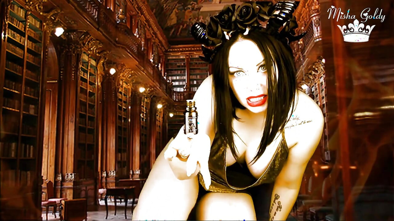 Succubuss potion vai puni-lo por luxúria e torná-lo um escravo para sempre!