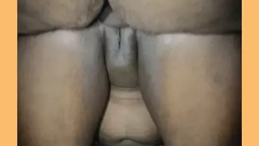 Домашний анальный секс со спермой внутрь дырки в заднице