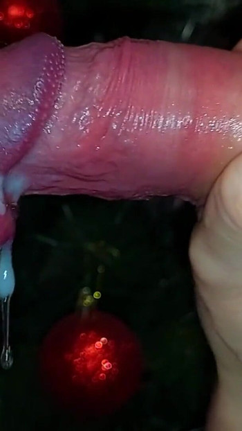 Epic moment from "Insane blowjob close-up, cum in her mouth"