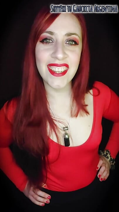 Cuckold Feminisasi Saya Dan Saya Di Klub Malam Menonton Dicks!!