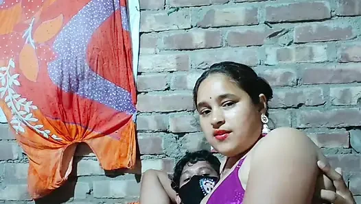 Brother-in-law took Bhabhis birthday gift