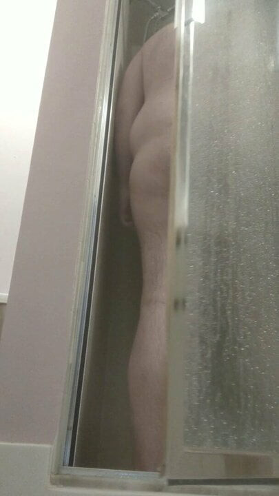 Spreading my WET ASS!