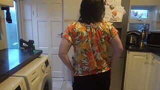 Stepmom talked into stripping and cleaning in swimsuit