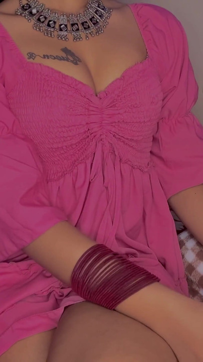 I Enjoyed Looking Bhabhi’s Big Ass and Clean Pussy