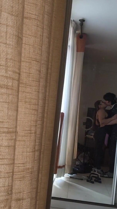 I kiss passionately with single mom who really wants to do crazy things | Clip 3