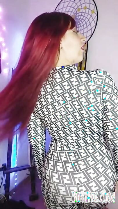 Shyyfxx Er Din Boss' Kone Og Har Brug for Din Srlige Opmrksomhed - JOI Roleplay