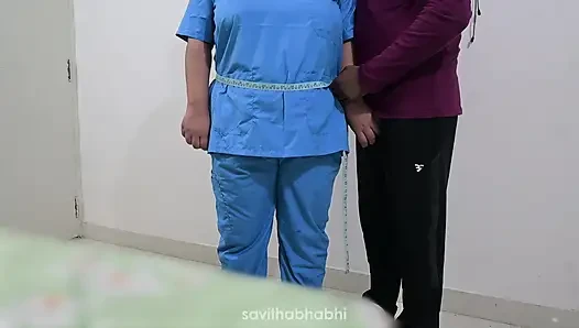 Hintli hemşire Tina yenge terziyle seks yapıyor