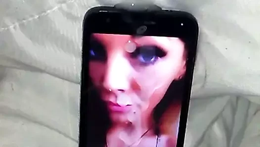 Sandy cum tribute