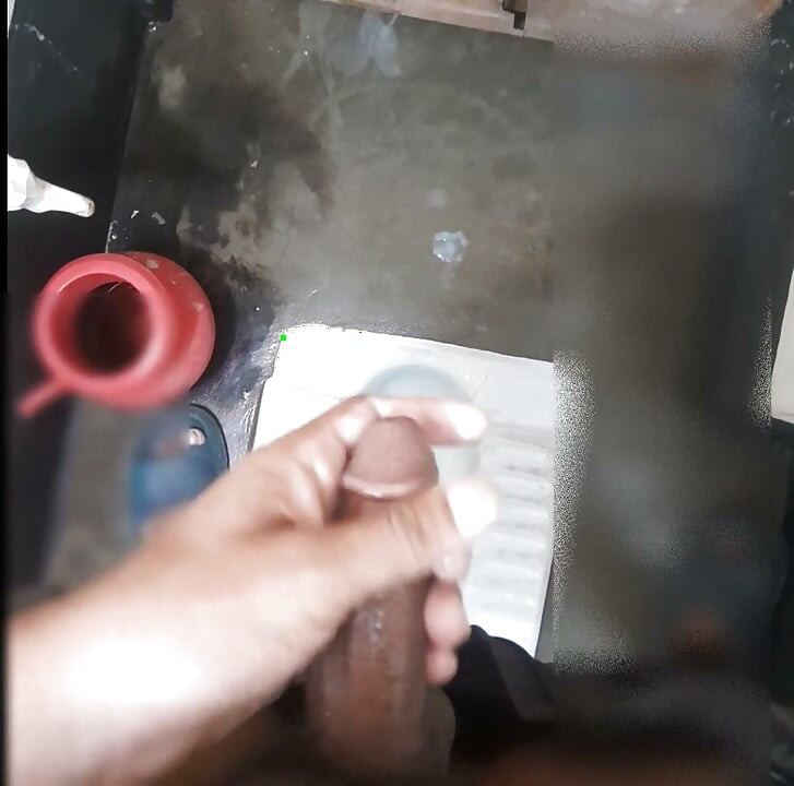 Hand beating in the wash room
