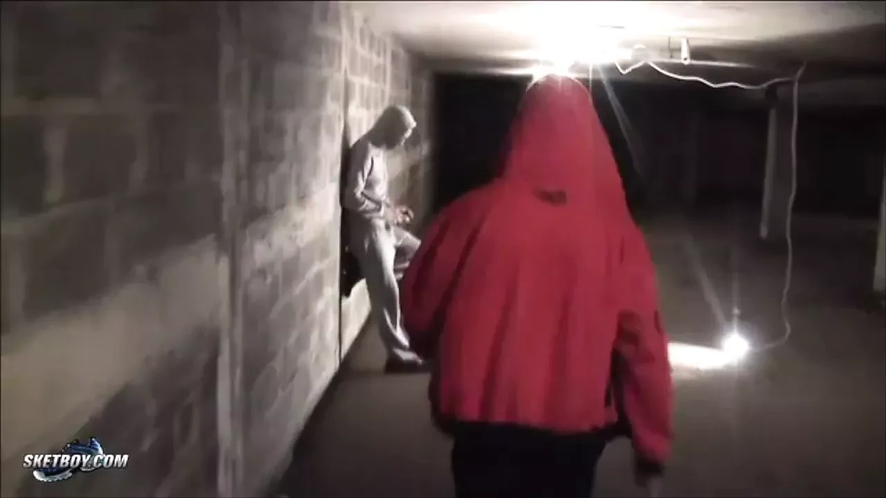 Sketboy.com – Fuck in the parking