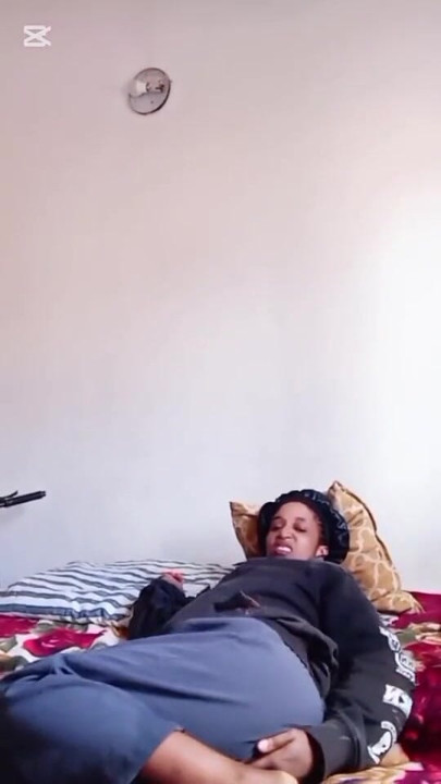 Morning cramp masturbation it's so painful if you don't have man closer to you | Clip 1