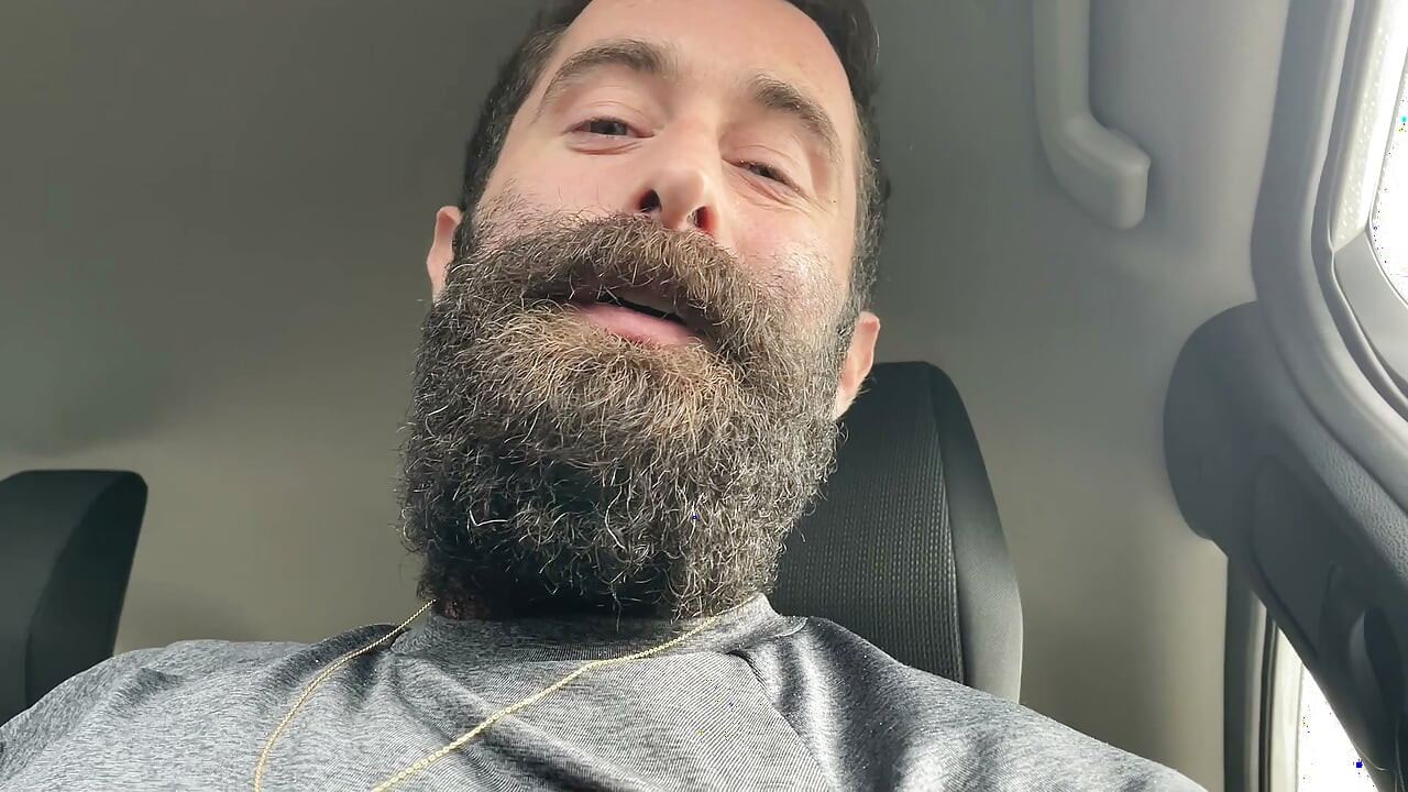 Guy Woof Jerks Off in His Car Full Video on JFF