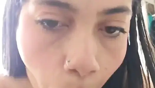 Игра с вкусным огурцом