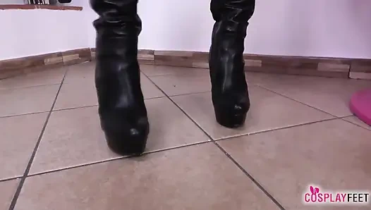 Harika bir kadın kostümü içinde inanılmaz ateşli Bianca Blance