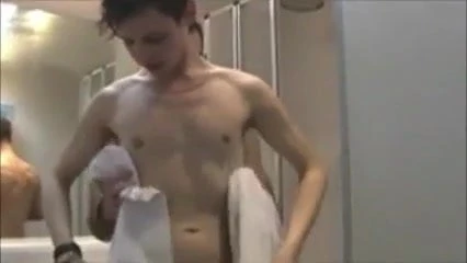 Twink 喜欢被无套操。