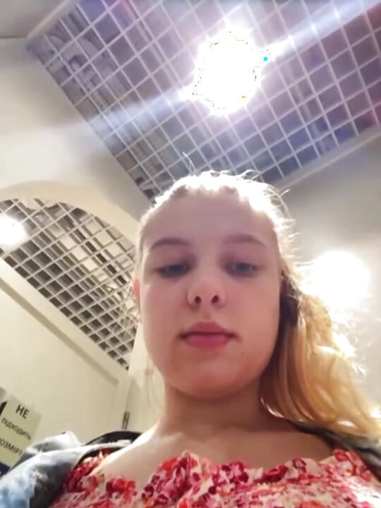 Public extreme close-up fucking