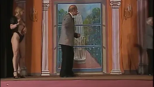Alman amatör amcık yarak için can atıyor