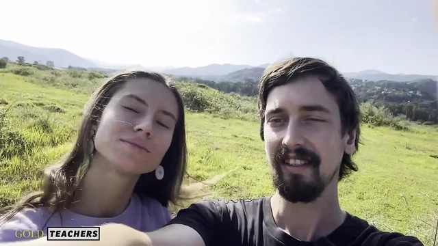 Quick Outdoor Blowjob