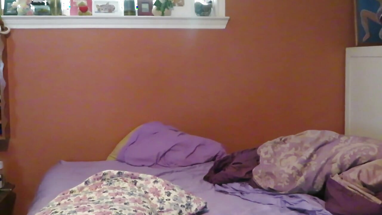 Pertunjukan kamera yang diminta memakai atasan tanaman betty boop