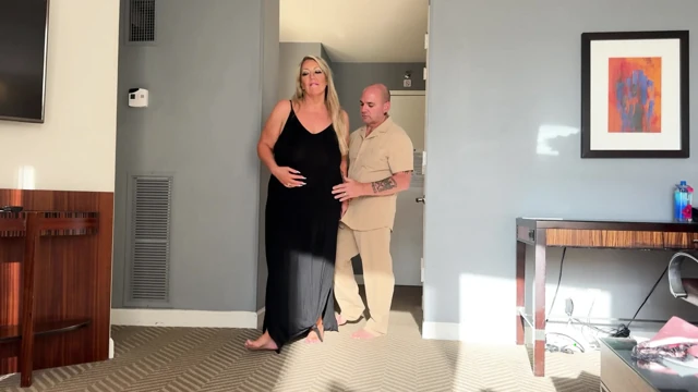 Mature MILF Fucks Her Prom Date at the Reunion