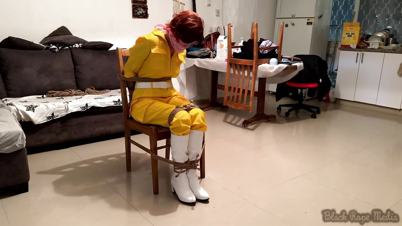 April O'neil cosplayer chairtied