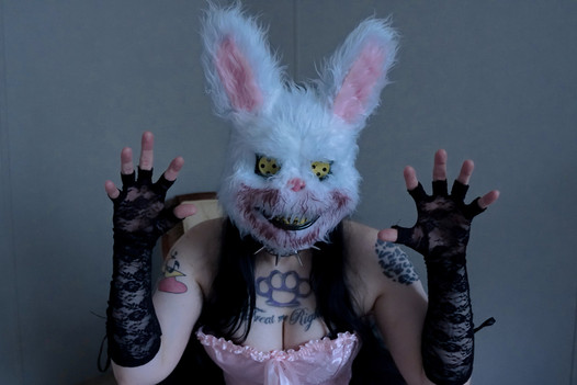 Gothbunny est le lapin de Pâques effrayant