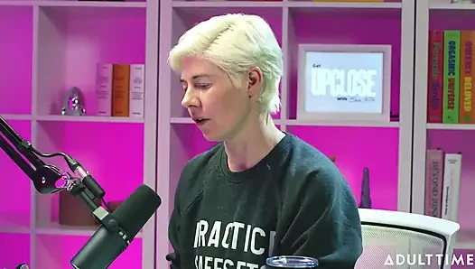 Blake Flower: Brainrot, Facetune ve Futanari | Adult Time Podcast