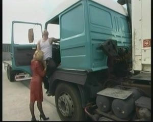dans un camion