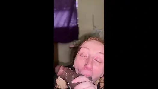 Aman tanrım şortumu yırttı ve genç amcığıma çok fazla döl verdi