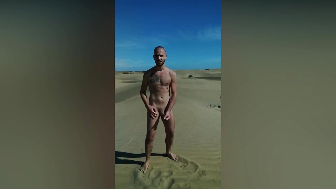 Jerking off in the dunes