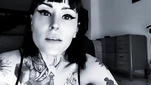 hey baby stop and watch my feet