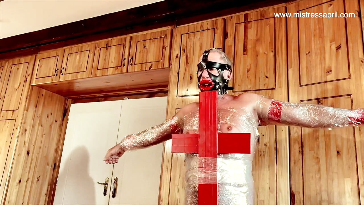 Dominatrix mistress April slave sacrifice