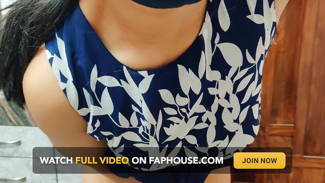 Une femme au foyer infidèle se fait baiser dans la cuisine