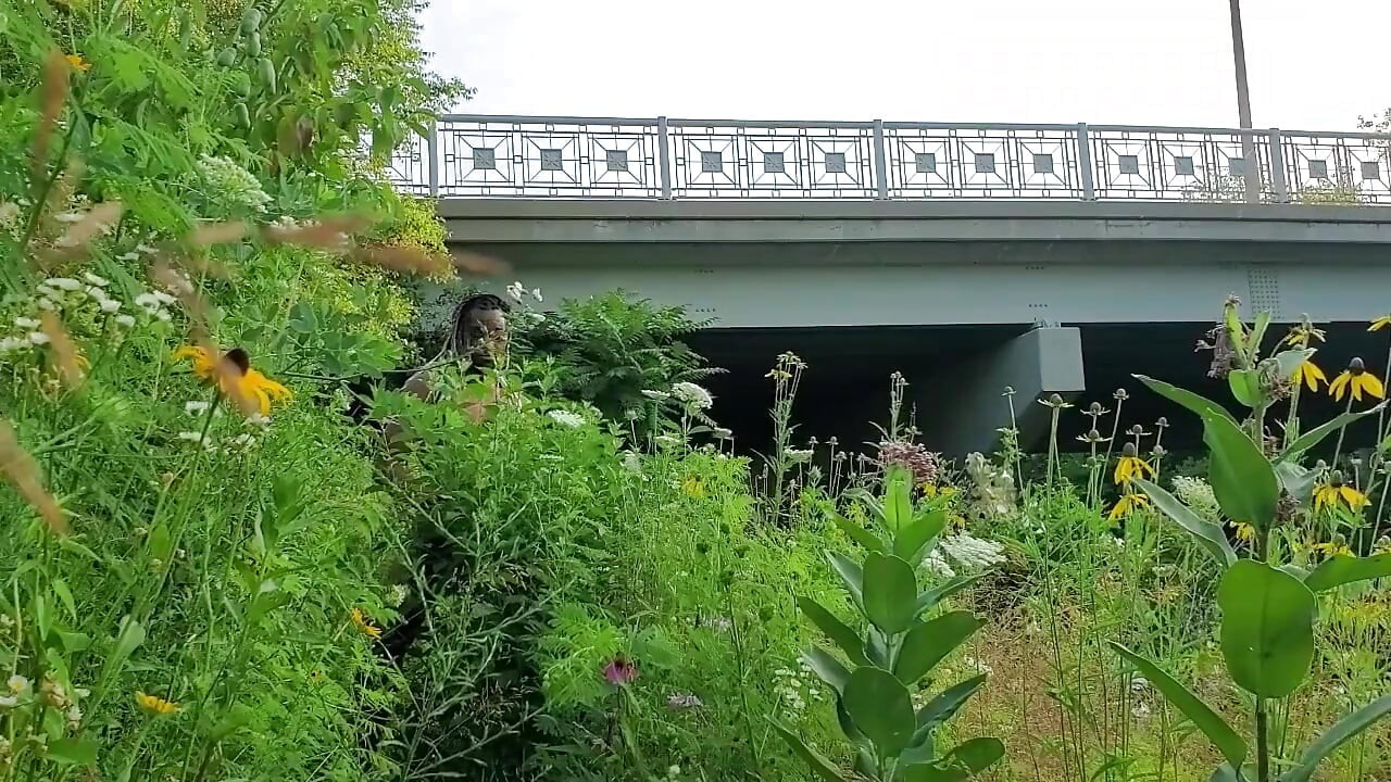 Capturados nus em público !! Kennie Jai masturba para todos verem !!