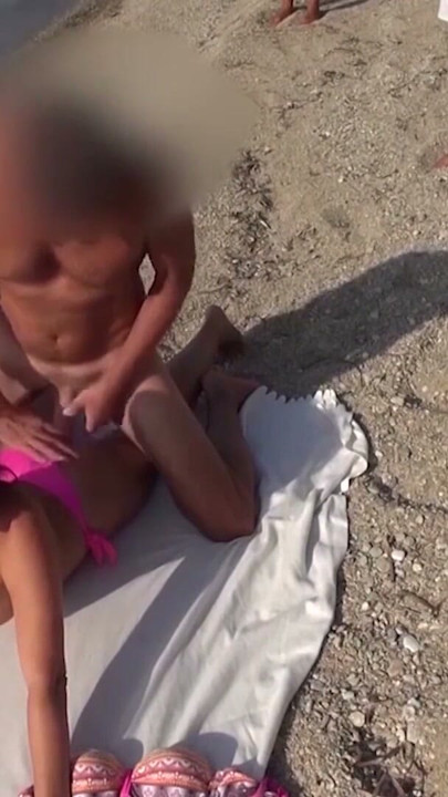 CUM PARTY ON THE BEACH! MY ASSHOLE IS THERE FOR EVERYONE! | Clip 2
