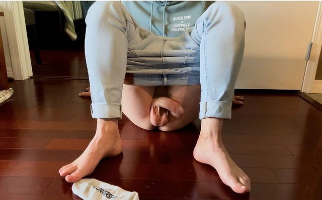 Exposing and Playing with My Sexy Bits