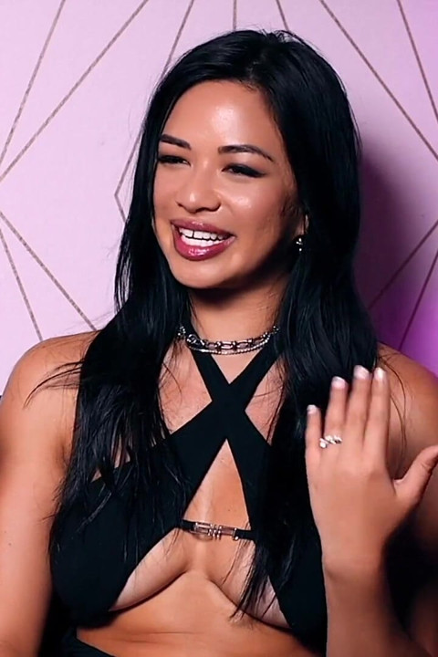 From Preacher’s Daughter to Rising Star: Scarlett Alexis Opens up