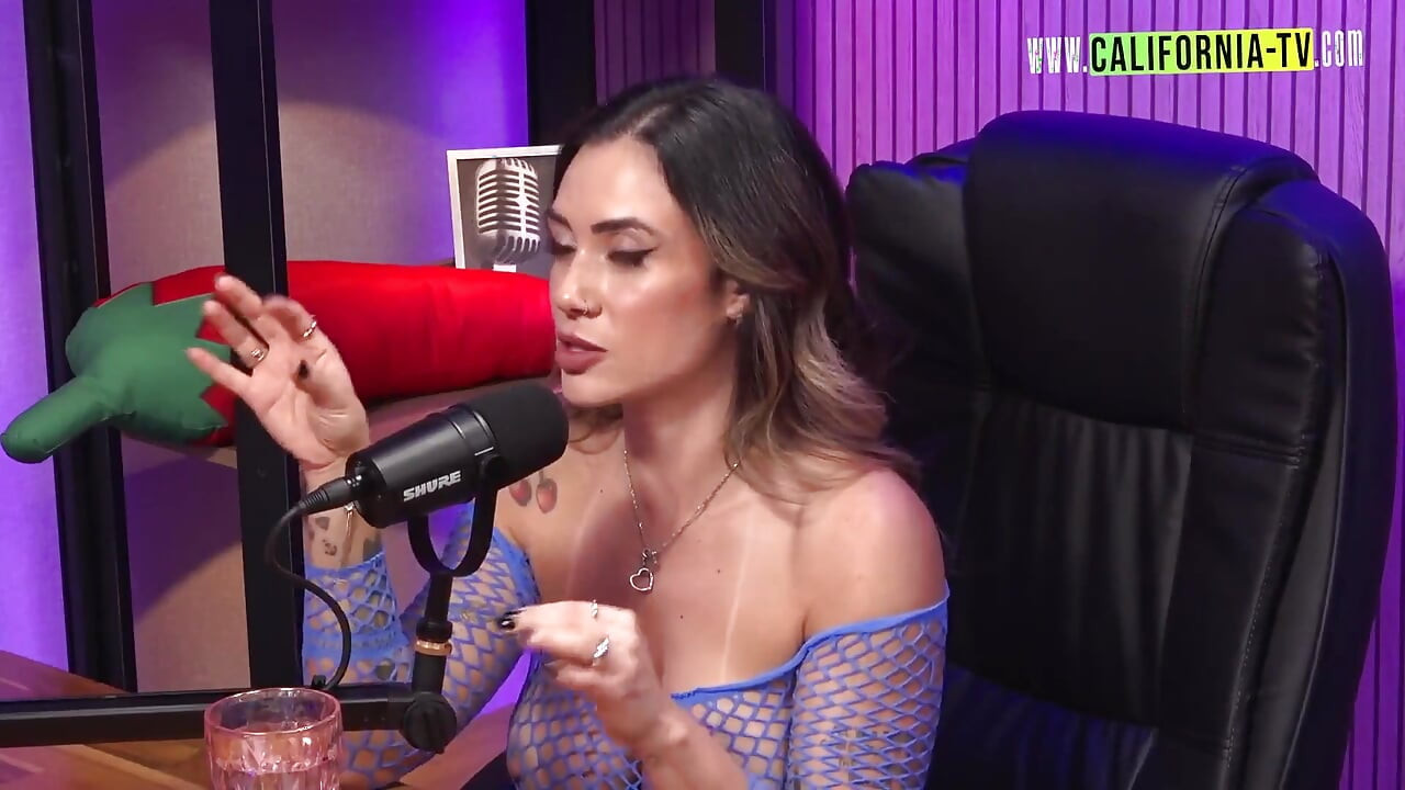 Podcast dengan si seksi latina alexia dhein