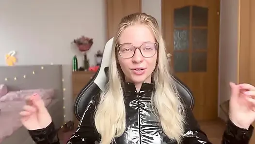 All You Need to Know About Latex Fetish (pvc, Leather)