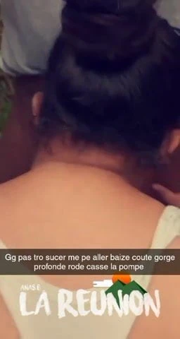 Grosse cochonne adore la sucette