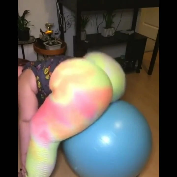 Biggest PAWGs...OMG