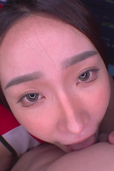 المشجع يعطي اللسان للمدرب في فندق