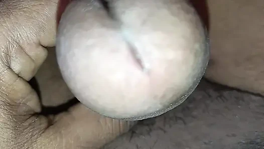 Hintli yumruk atıyor