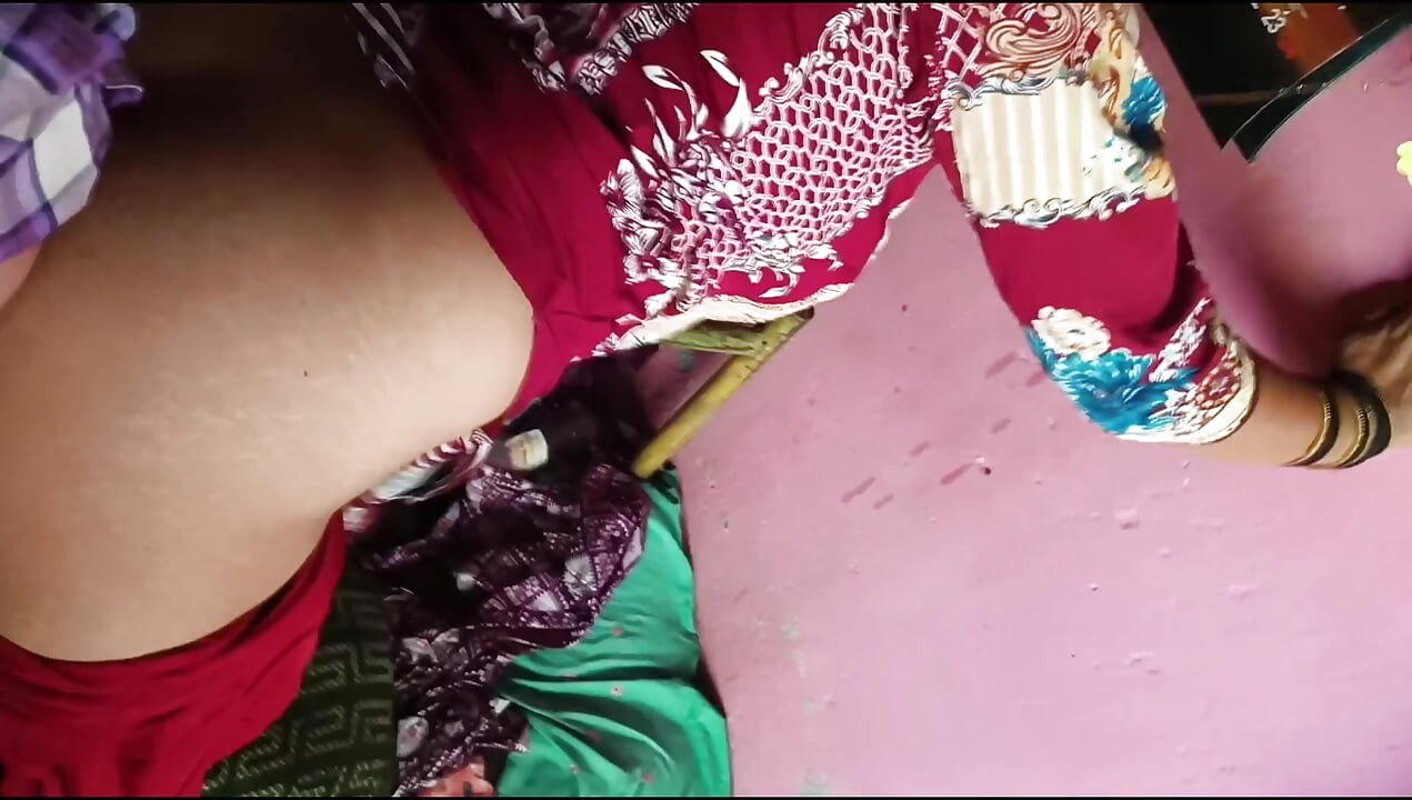Left girlfriend doggy style at her home