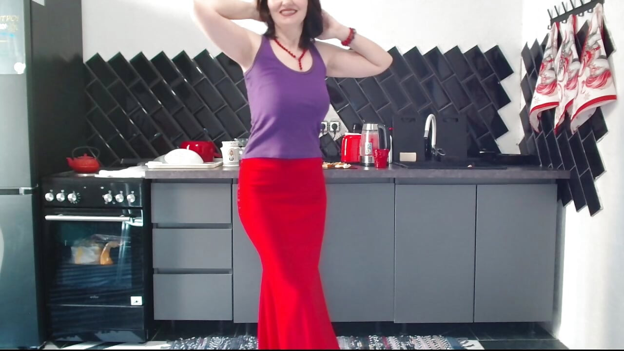 Rostla si s velkým zadkem milf