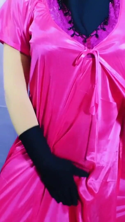 Hintli güzel kadın edepsizce konuşuyor ve sikişiyor | Klip 3