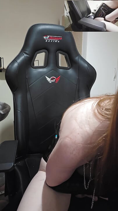 Mijn Trans-vriendin Dommen in Een Latex Outfit
